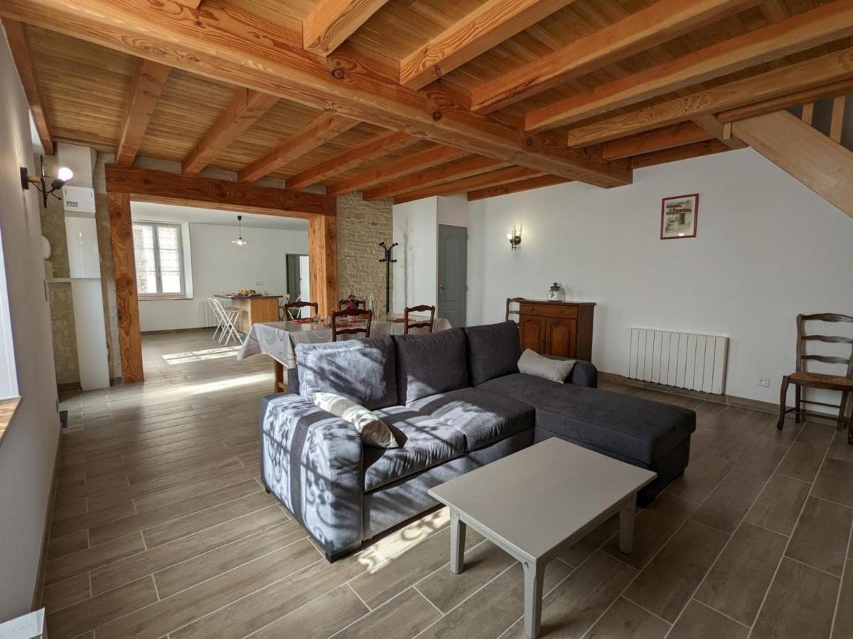 Maison Lumineuse Avec Cour Privative, Proche Sites Culturels, Tout Confort, Equipe Bebe, Wifi Inclus - Fr-1-653-98 Puyreaux Exterior photo
