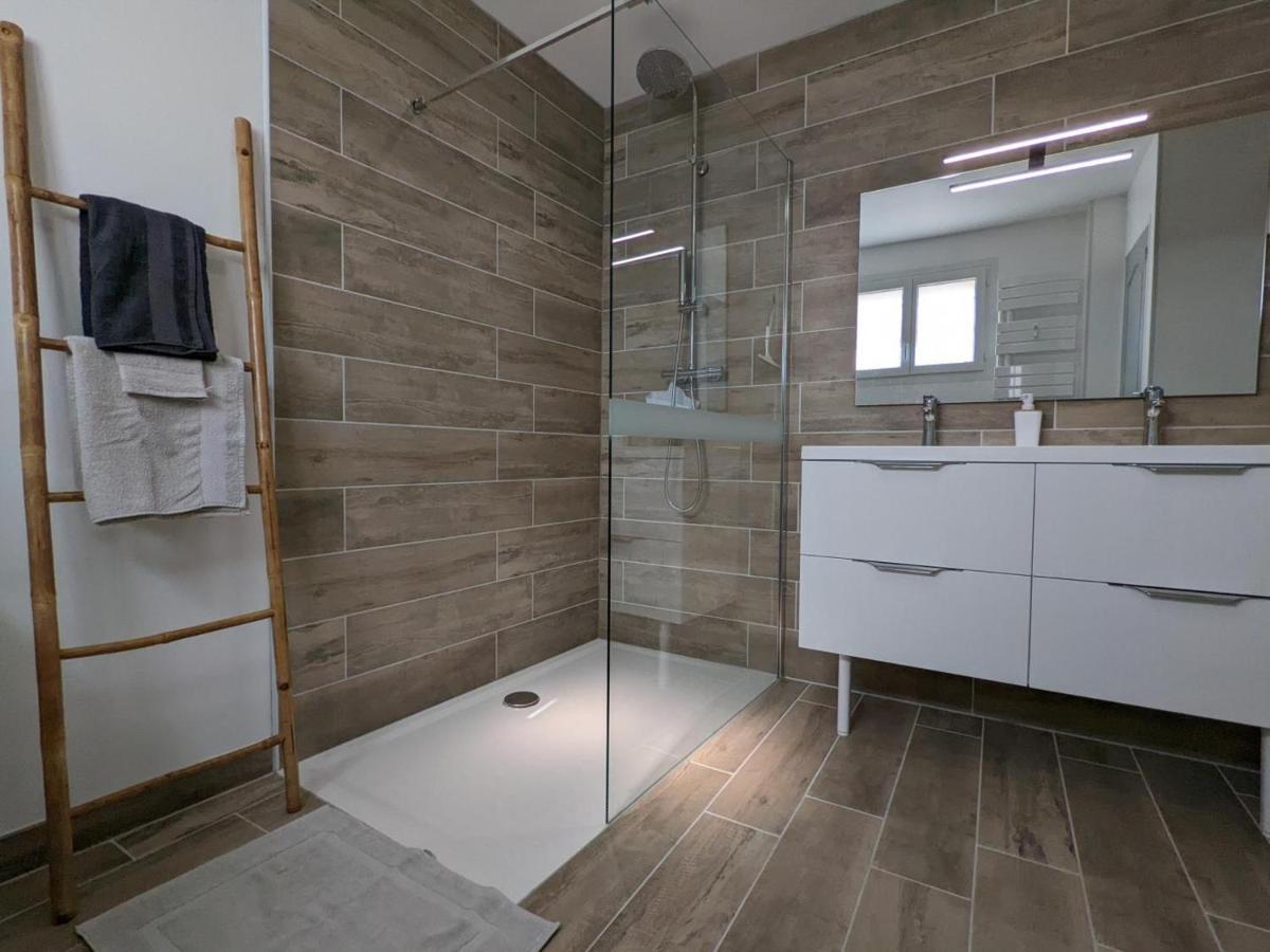 Maison Lumineuse Avec Cour Privative, Proche Sites Culturels, Tout Confort, Equipe Bebe, Wifi Inclus - Fr-1-653-98 Puyreaux Exterior photo